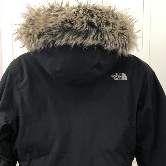 The North Face Black GooseDown Jacket – Detachable Faux Fur Hood – Women’s Small - Picture 7 of 12